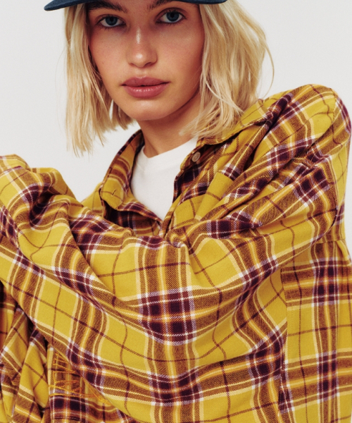 MOODBETTER（ムード ベター）の「OVERSIZED CHECK SHIRT YELLOW（シャツ/ブラウス・レディース・その他・FREE）」の5枚目の写真