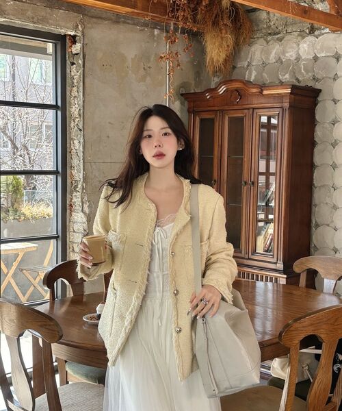 ETMON(エトモン)の「Fringe Pocket Tweed Jacket, Cream Yellow(その他アウター・レディース・その他・FREE)」の2枚目の写真