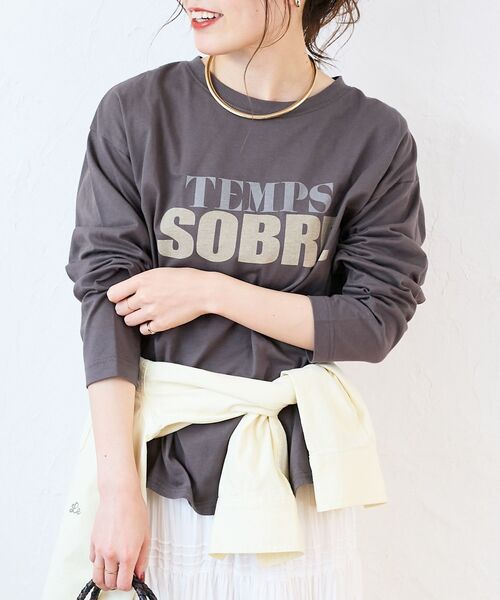 le.coeur blanc（ルクールブラン）の「バイカラーロゴTシャツ（Tシャツ/カットソー・レディース・ダークグレー/ベージュ/オフホワイト・38）」の2枚目の写真