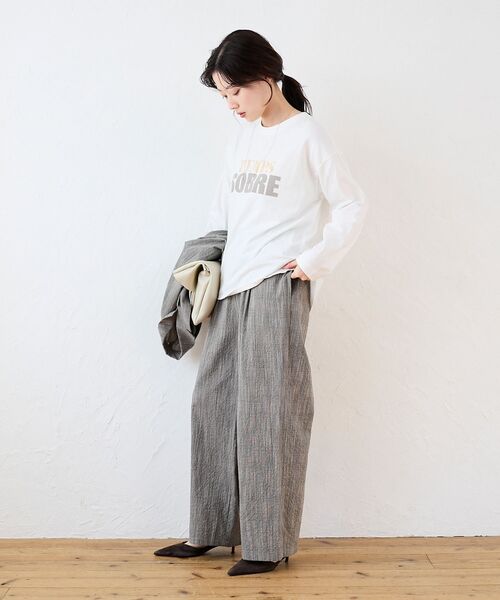 le.coeur blanc（ルクールブラン）の「バイカラーロゴTシャツ（Tシャツ/カットソー・レディース・ダークグレー/ベージュ/オフホワイト・38）」の13枚目の写真