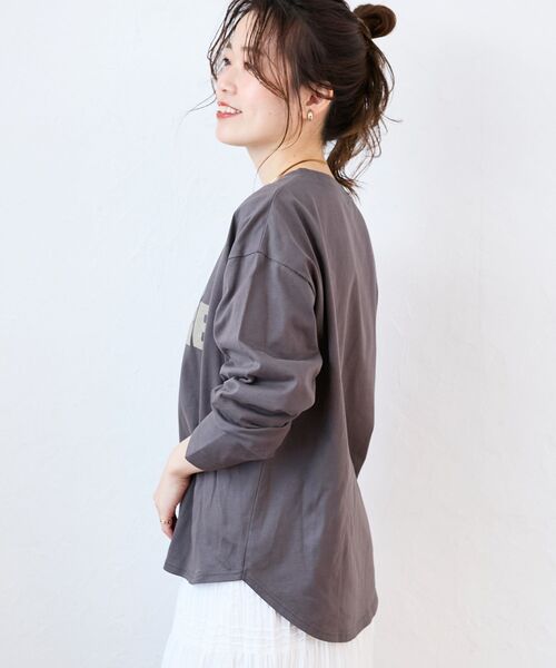 le.coeur blanc（ルクールブラン）の「バイカラーロゴTシャツ（Tシャツ/カットソー・レディース・ダークグレー/ベージュ/オフホワイト・38）」の22枚目の写真