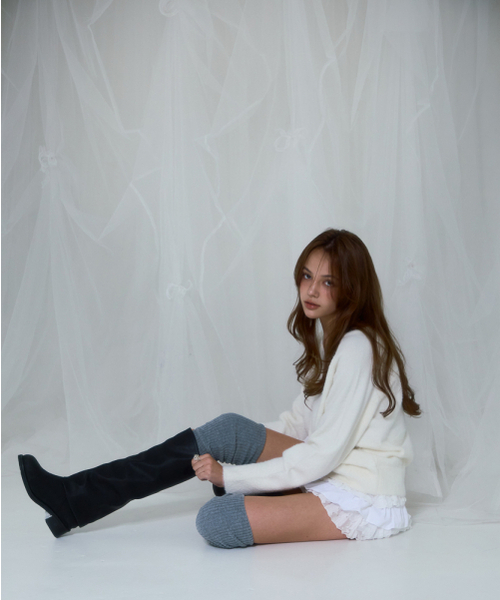 ROSEFRANTZ（ロゼフランツ）の「Fur V-neck Knit [Ivory]（ニット/セーター・レディース・その他・ONE SIZE）」の5枚目の写真