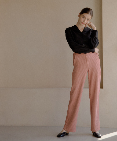 YUPPE（ヨッペ）の「BIG CHENILLE PANTS_PINK（スラックス・レディース・その他・FREE）」の3枚目の写真
