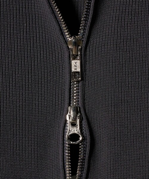 UNITED ARROWS（ユナイテッドアローズ）の「コットン/ポリエステル アゼ ドライバーズ ニット（カーディガン/ボレロ・メンズ・グレー系/ブラック・S/L/M/XL）」の17枚目の写真
