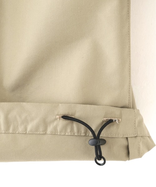 MARGARET HOWELL(マーガレットハウエル)の「DENSE COTTON NYLON POPLIN(ステンカラーコート・レディース・ネイビー/セージグリーン・2/1)」の8枚目の写真