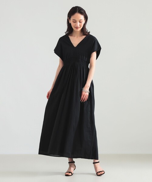Demi-Luxe BEAMS(デミルクス ビームス)の「MARIHA / 夏の光のワンピース ソリッド(ワンピース・レディース・ブラック・38/36S)」の1枚目の写真