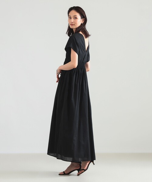 Demi-Luxe BEAMS(デミルクス ビームス)の「MARIHA / 夏の光のワンピース ソリッド(ワンピース・レディース・ブラック・38/36S)」の12枚目の写真