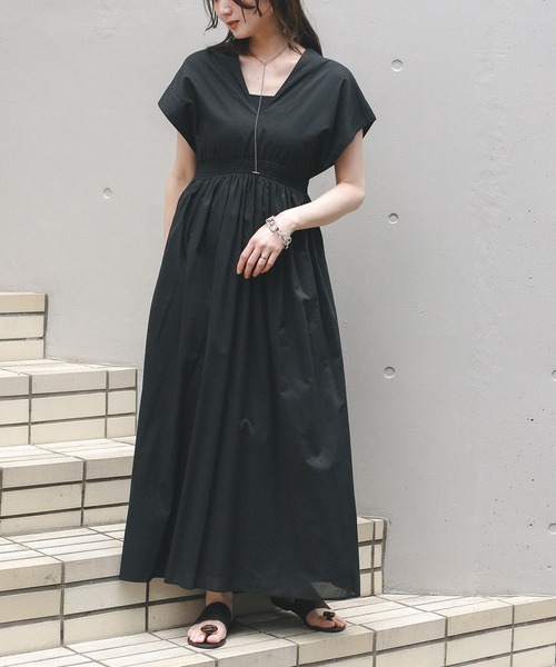 Demi-Luxe BEAMS（デミルクス ビームス）の「MARIHA / 夏の光のワンピース ソリッド（ワンピース・レディース・ブラック・38/36S）」の15枚目の写真