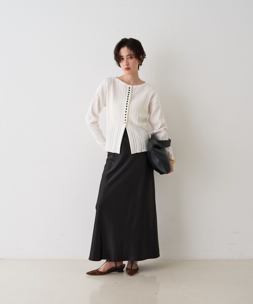 Rouge vif Anna（ルージュヴィフアンナ）の「サテンマーメイドイージーロングスカート（スカート・レディース・ブラック/レッド/オフホワイト・フリー）」の14枚目の写真