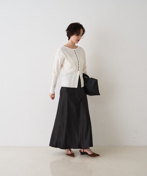 Rouge vif Anna（ルージュヴィフアンナ）の「サテンマーメイドイージーロングスカート（スカート・レディース・ブラック/レッド/オフホワイト・フリー）」の17枚目の写真