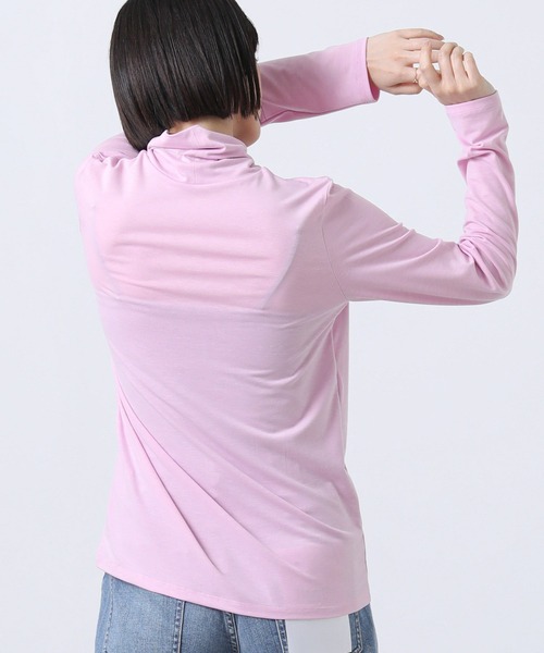 Gready Brilliant（グレディブリリアン）の「テンセル混ドライタートルネック（Tシャツ/カットソー・レディース・ピンク/オフホワイト/ブルー・38）」の19枚目の写真