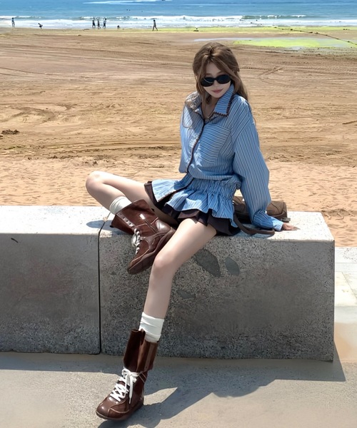 FUNdaysion(ファンデイション)の「ストライプシャツブラウス(シャツ/ブラウス・レディース・ブルー・M)」の6枚目の写真