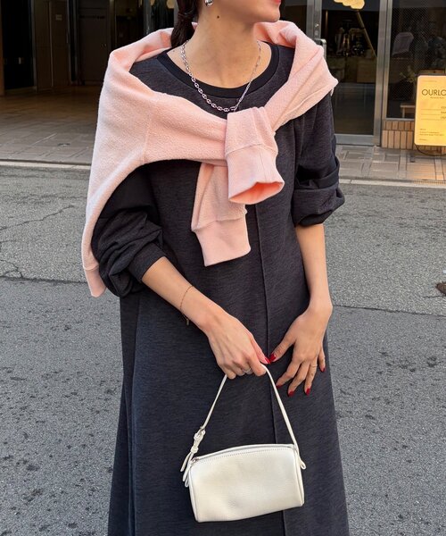 DouDou（ドゥドゥ）の「【インフルエンサーSAKURA企画】リネンライクエアリー袖切替ワンピース（ワンピース・レディース・ベージュ/ブラック/ネイビー・FREE/TM）」の4枚目の写真