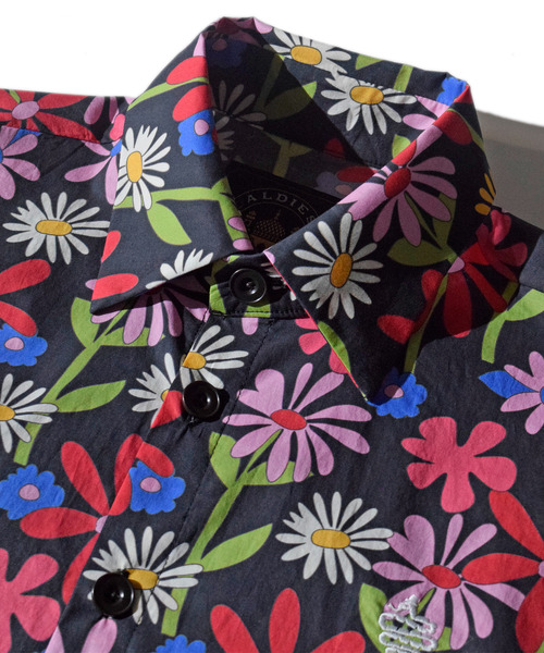 ALDIES(アールディーズ)の「Flower Big Shirts / フラワービッグシャツ(シャツ/ブラウス・メンズ・イエロー/ブラック・MEDIUM/SMALL)」の8枚目の写真