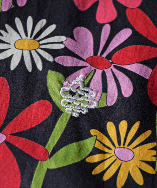 ALDIES(アールディーズ)の「Flower Big Shirts / フラワービッグシャツ(シャツ/ブラウス・メンズ・イエロー/ブラック・MEDIUM/SMALL)」の12枚目の写真