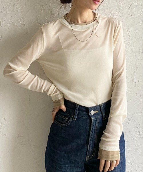 She's Closet(シーズクローゼット)の「クルーネック長袖 配色バイカラー レイヤード風 シアートップス(Tシャツ/カットソー・レディース・ブラック/アイボリー/ブラウン/グレー・FREE)」の2枚目の写真