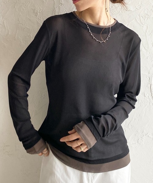She's Closet(シーズクローゼット)の「クルーネック長袖 配色バイカラー レイヤード風 シアートップス(Tシャツ/カットソー・レディース・ブラック/アイボリー/ブラウン/グレー・FREE)」の1枚目の写真