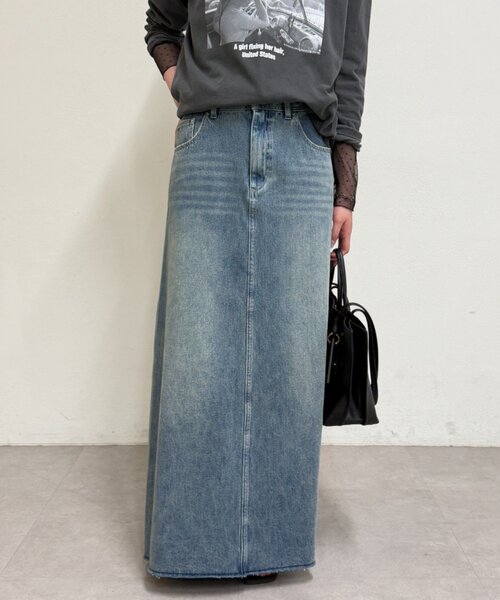LOUNGEDRESS(ラウンジドレス)の「デニムスカート(スカート・レディース・ブルー・SMALL/MEDIUM)」の10枚目の写真