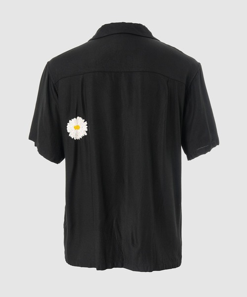 NOMA t.d.(ノーマティーディー)の「Flower Embroidery Open Collar SS Shirt(シャツ/ブラウス・メンズ・ブラウン系その他/ブラック/グレー・4/3)」の4枚目の写真