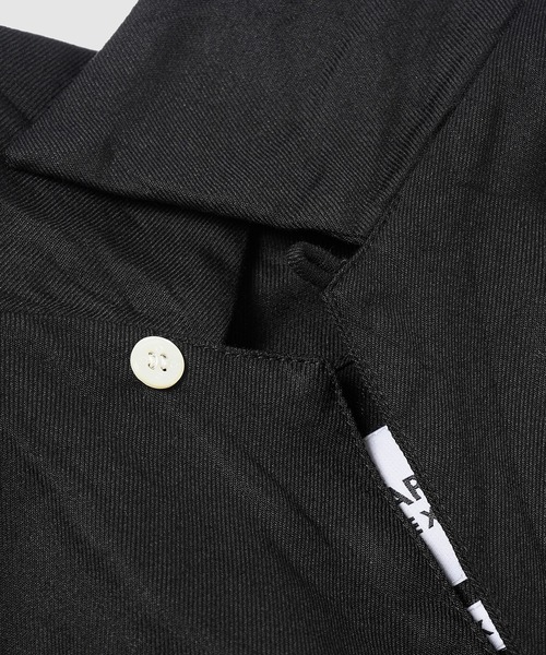 NOMA t.d.(ノーマティーディー)の「Flower Embroidery Open Collar SS Shirt(シャツ/ブラウス・メンズ・ブラウン系その他/ブラック/グレー・4/3)」の5枚目の写真