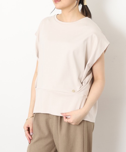 EGLANTINE（エグランティーヌ）の「EGLANTINE 裾切替デザイン 立体シルエット フレンチスリーブカットソー（Tシャツ/カットソー・レディース・オフホワイト・40）」の15枚目の写真