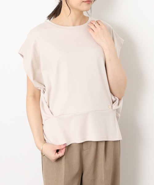 EGLANTINE（エグランティーヌ）の「EGLANTINE 裾切替デザイン 立体シルエット フレンチスリーブカットソー（Tシャツ/カットソー・レディース・オフホワイト・40）」の16枚目の写真