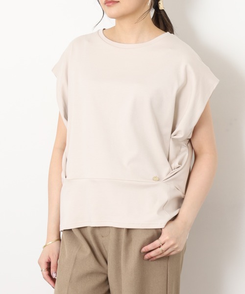 EGLANTINE（エグランティーヌ）の「EGLANTINE 裾切替デザイン 立体シルエット フレンチスリーブカットソー（Tシャツ/カットソー・レディース・オフホワイト・40）」の18枚目の写真
