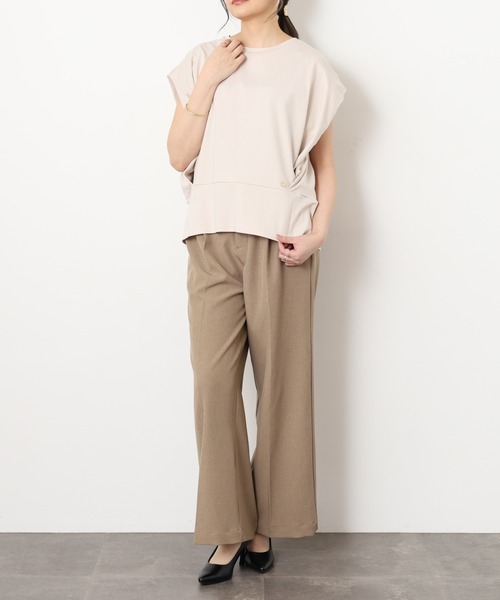EGLANTINE（エグランティーヌ）の「EGLANTINE 裾切替デザイン 立体シルエット フレンチスリーブカットソー（Tシャツ/カットソー・レディース・オフホワイト・40）」の20枚目の写真