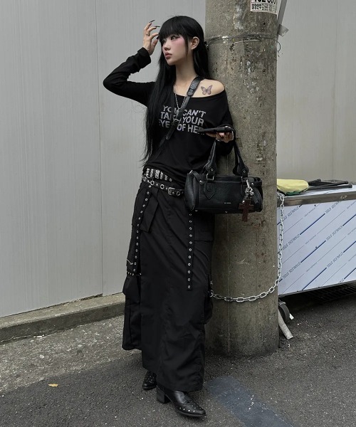EYEER(イワイイアル)の「◇EYEER◇ブランド直輸入正規品/ER スクエア ショルダー バッグ ER SQUARE SHOULDER BAG(ショルダーバッグ・レディース・レッド/グレー/ブラック・S)」の5枚目の写真