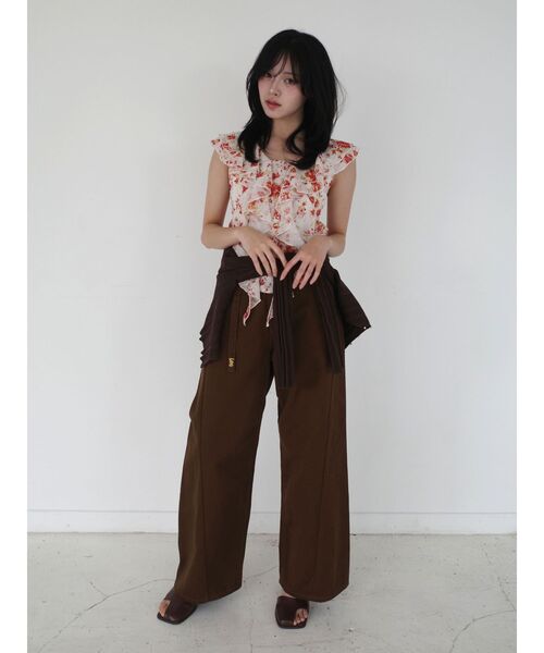 LAGUNAMOON（ラグナムーン）の「フローラルラッフルブラウス 【夏服】【セットアップ対応】（シャツ/ブラウス・レディース・ブラウン/オレンジ・FREE）」の10枚目の写真
