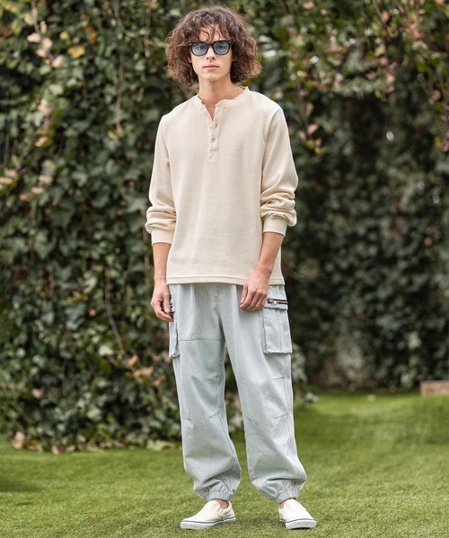CAMBIO（カンビオ）の「mlt5637- ヘンリーネックワッフルロンT(HLCM0261)（Tシャツ/カットソー・メンズ・ブラック/アイボリー/ホワイト/グレー・XL/L/M）」の14枚目の写真