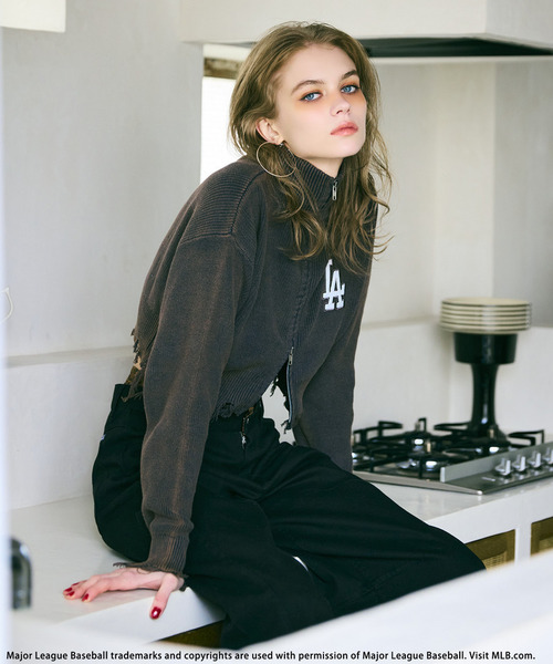 BACK TO THE FIELD（バック トゥー ザ フィールド）の「【MLB】ハーフZIPショートニット（ニット/セーター・レディース・ベージュ/ネイビー/グレー・FREE）」の8枚目の写真