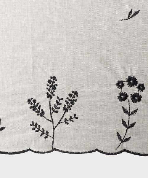 index(インデックス)の「【晴雨兼用】バンブーハンドルフラワー刺繍長傘(長傘・レディース・ブラック系/ベージュ系・00)」の6枚目の写真