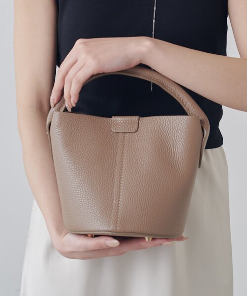 Lui's（ルイス）の「MILLELA FIRENZE ハンドバッグ（ハンドバッグ・レディース・ブラック/グレイッシュベージュ・FREE）」の9枚目の写真