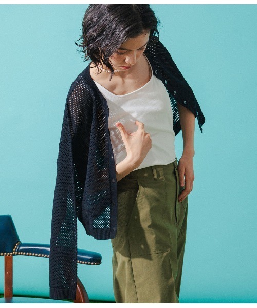 Park Slope NEWYORKER(パークスロープニューヨーカー)の「【着回し】2WAYタンクトップ(Tシャツ/カットソー・レディース・ブラック/ホワイト・L/M)」の2枚目の写真