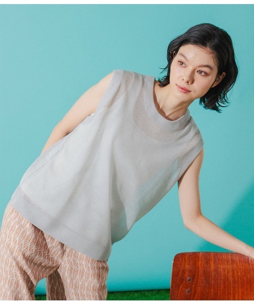 Park Slope NEWYORKER(パークスロープニューヨーカー)の「【着回し】2WAYタンクトップ(Tシャツ/カットソー・レディース・ブラック/ホワイト・L/M)」の3枚目の写真