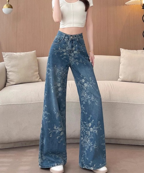 ampm(エーエムピーエム)の「フラワープリント ハイウエストワイドデニムパンツ(デニムパンツ・レディース・ブルー・S/M/L)」の5枚目の写真