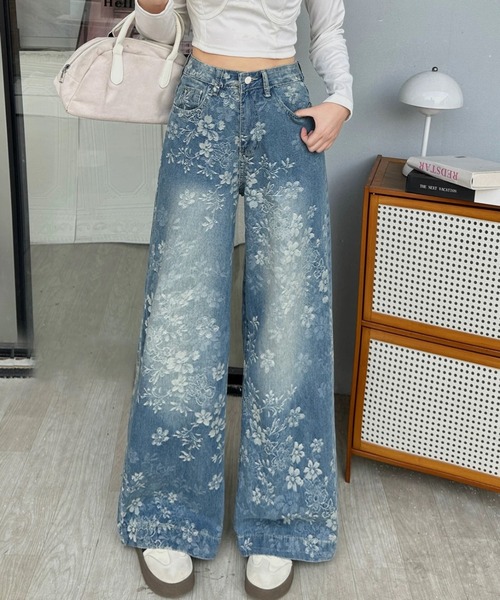 ampm(エーエムピーエム)の「フラワープリント ハイウエストワイドデニムパンツ(デニムパンツ・レディース・ブルー・S/M/L)」の16枚目の写真