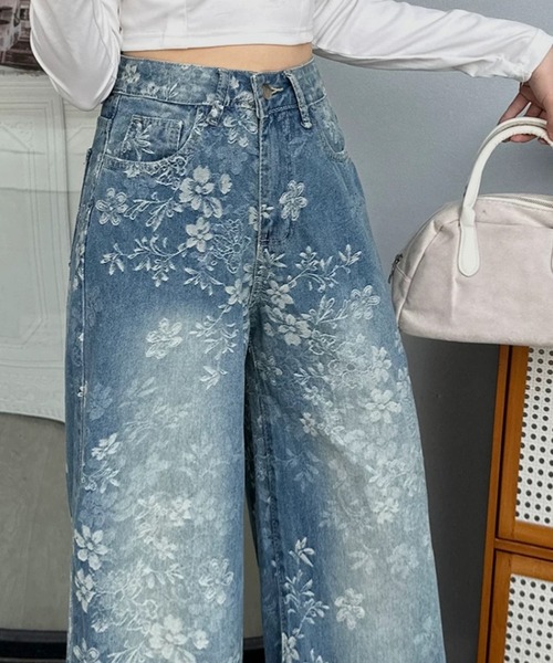 ampm(エーエムピーエム)の「フラワープリント ハイウエストワイドデニムパンツ(デニムパンツ・レディース・ブルー・S/M/L)」の15枚目の写真