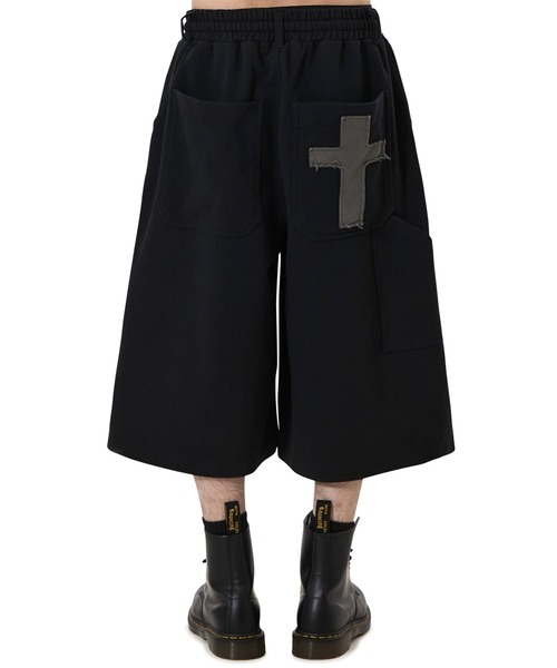OY(オーワイ)の「『OY/オーワイ』CROSS PATCH SWEAT SHORTS/クロスパッチショートパンツ(スウェットパンツ・メンズ・ブラック/グレー・M/L)」の14枚目の写真