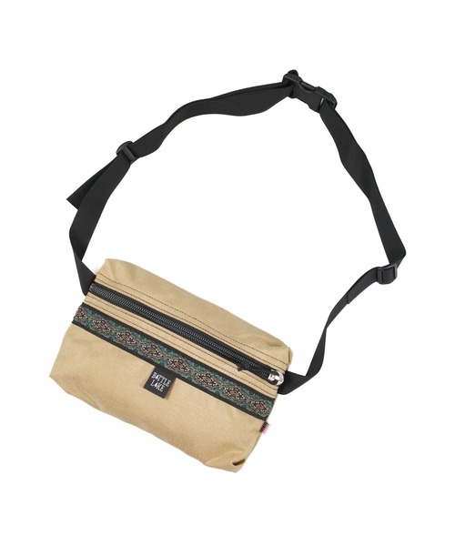 BATTLE LAKE（バトルレイク）の「【T18】【BATTLE LAKE/バトルレイク】RAINBOW FANNY PACK（ショルダーバッグ・メンズ・ブラック/オリーブ/タン/グリーン/ピンク/ブルー/パープル/マルーン/オレンジ・FREE）」の3枚目の写真