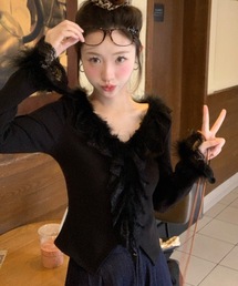 Vネックファー付きトップス