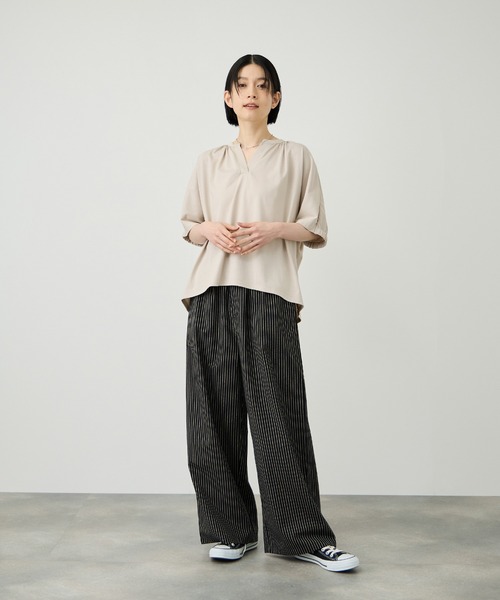 Mac-House（マックハウス）の「【Idnes / イドネス】シルケット バックギャザー スキッパーカットソー（Tシャツ/カットソー・レディース・ベージュ/ブルー/ブラック・FREE）」の20枚目の写真