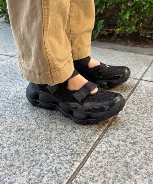 MERRELL(メレル)の「W SPEEDARC TREK MJ 00003759(サンダル・レディース・ブラック・8/7h/7/6h)」の1枚目の写真