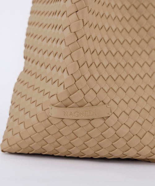 NAGHEDI(ナゲディ)の「【NAGHEDI】トートバッグ-St Barths Medium Tote(ショルダーバッグ・レディース・キャメル・M)」の17枚目の写真