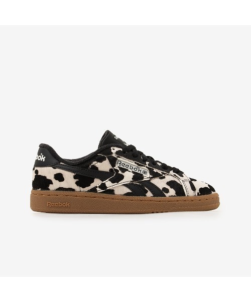 Reebok(リーボック)の「クラブシー グラウンズ UK / CLUB C GROUNDS UK(スニーカー・レディース・アイボリー・22.0cm/26.0cm/25.5cm/25.0cm/24.0cm/24.5cm/23.5cm/23.0cm/22.5cm)」の2枚目の写真
