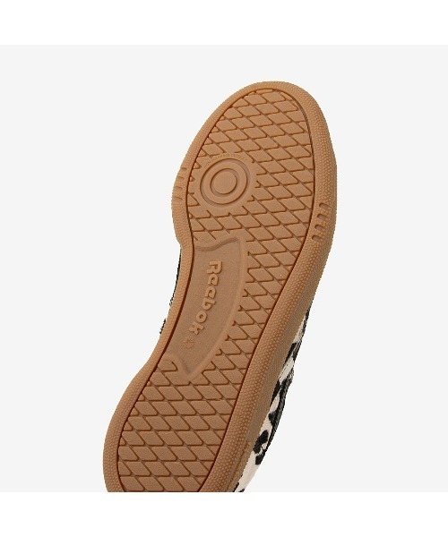 Reebok(リーボック)の「クラブシー グラウンズ UK / CLUB C GROUNDS UK(スニーカー・レディース・アイボリー・22.0cm/26.0cm/25.5cm/25.0cm/24.0cm/24.5cm/23.5cm/23.0cm/22.5cm)」の5枚目の写真