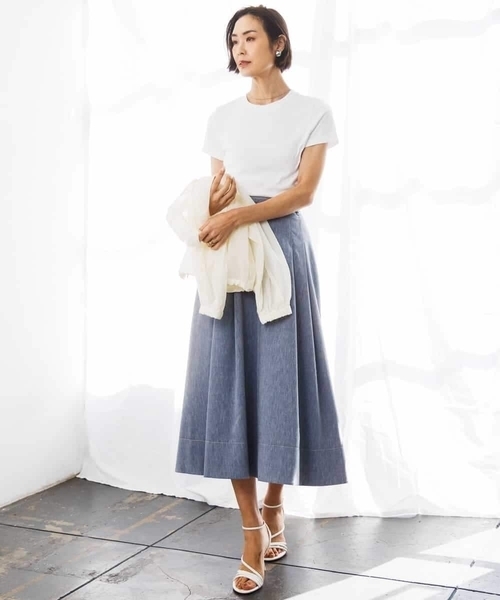 MICHEL KLEIN(ミッシェル・クラン)の「デニムライクシャンブレー Aラインスカート(スカート・レディース・ネイビー/グレー・38)」の9枚目の写真
