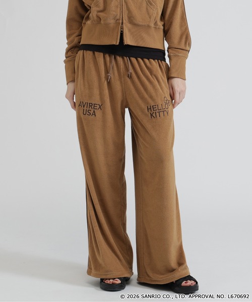 AVIREX（アヴィレックス）の「《AVIREX×HELLO KITTY》PILE PANTS（その他パンツ・レディース・ライトブラウン/ネイビー・S/M）」の2枚目の写真