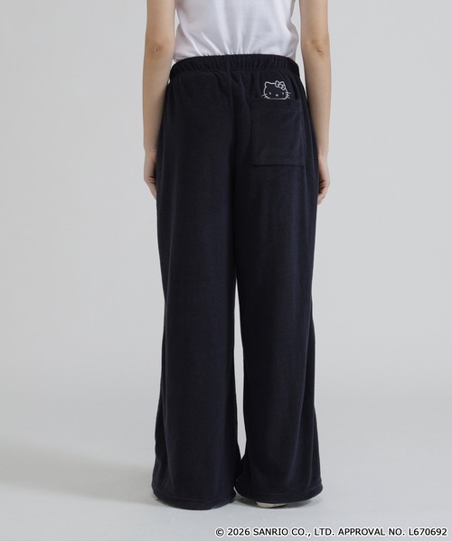 AVIREX（アヴィレックス）の「《AVIREX×HELLO KITTY》PILE PANTS（その他パンツ・レディース・ライトブラウン/ネイビー・S/M）」の15枚目の写真